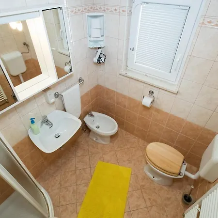 Apartmaji Colja *